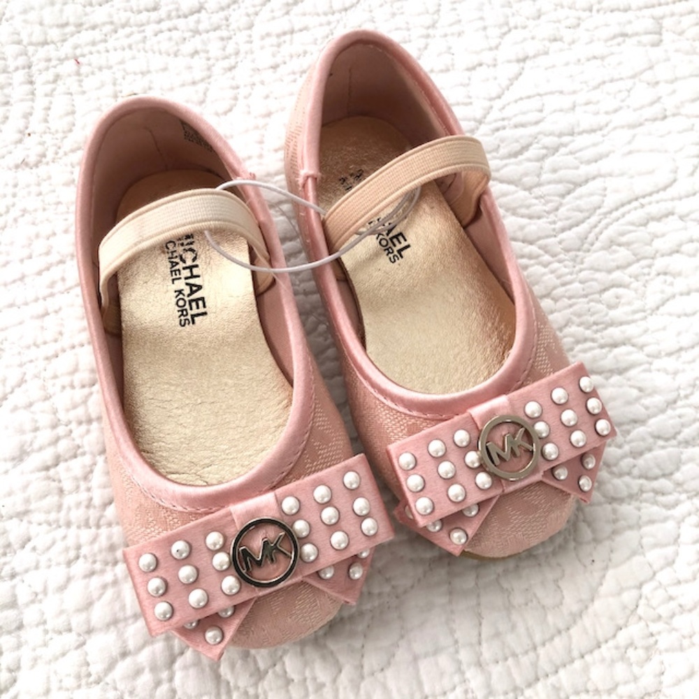 Michael Kors Pink Mary Jane Flats NEW Girls 6 🎁🎄